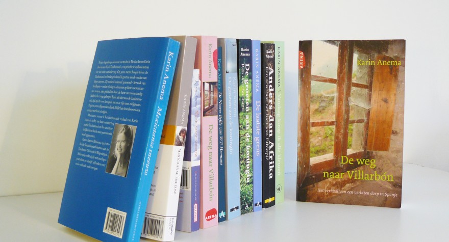 Boek verlaten dorp Spanje