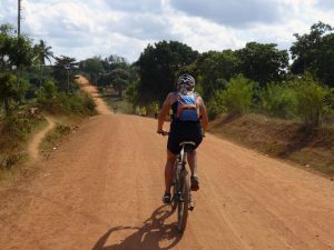 goede doelen fietssafari Tanzania