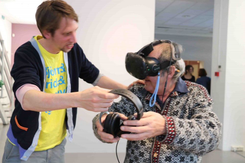 Virtual Reality Psychosis